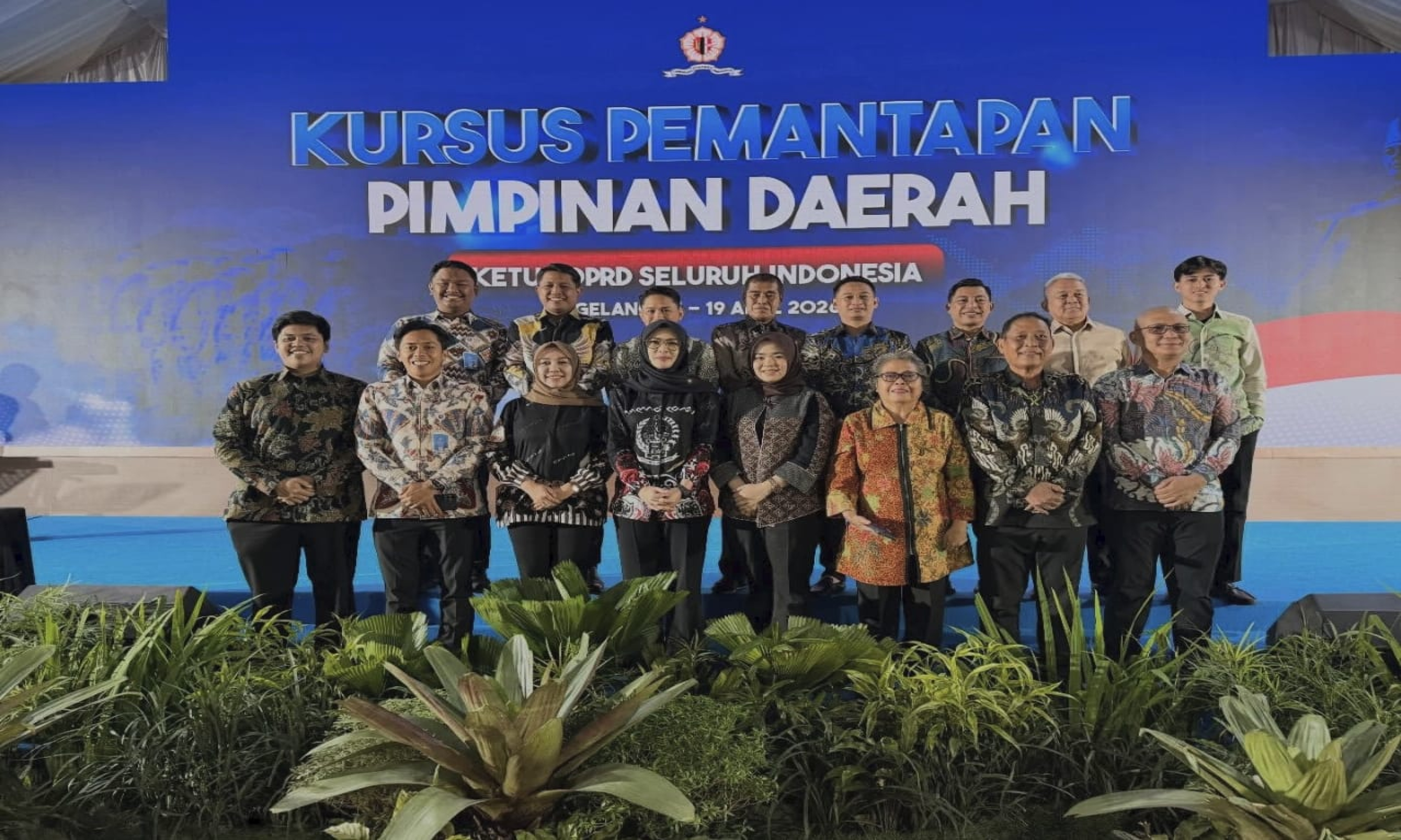 KETUA DPRD TORAJA UTARA HERMIN SA'PANG MATANDUNG IKUTI KURSUS PEMANTAPAN PIMPINAN DAERAH LEMHANNAS DI MAGELANG